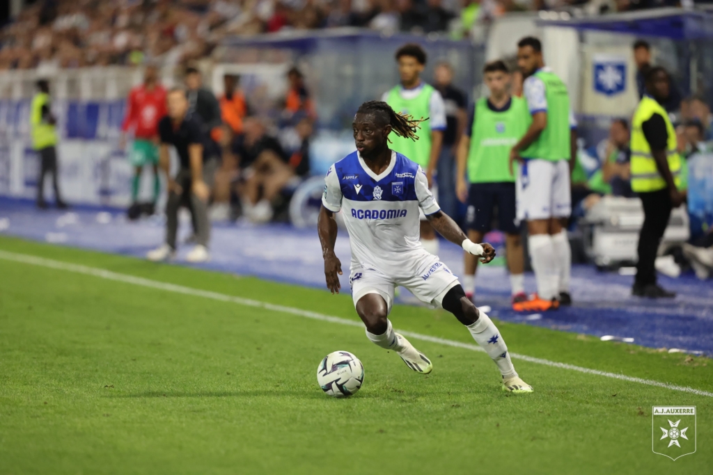 Ghana Left Back Gideon Mensah Gets Assist In Auxerre S Heavy Win In