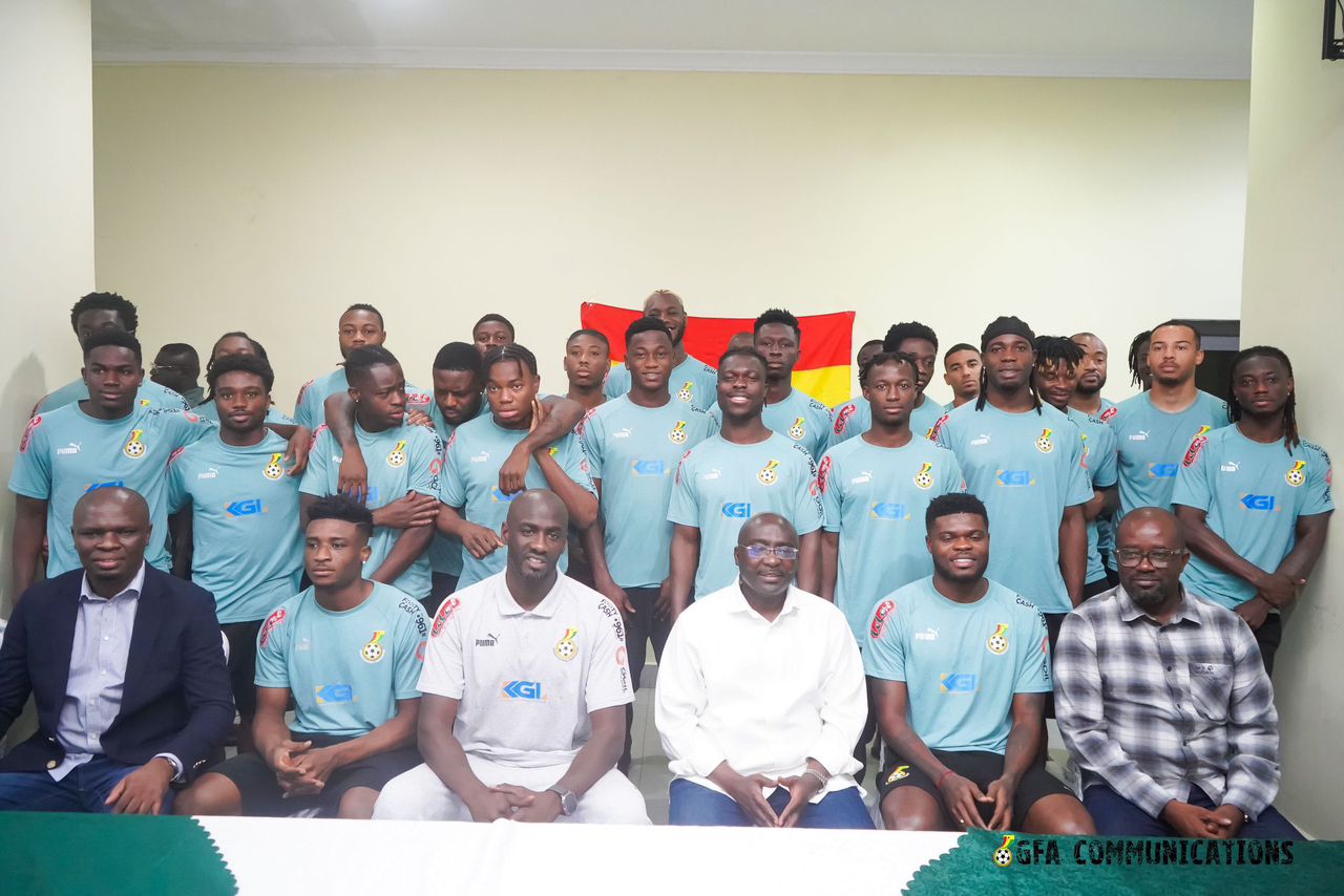 World Cup Q Bawumia Visits Black Stars Team Ahead Of Car Clash