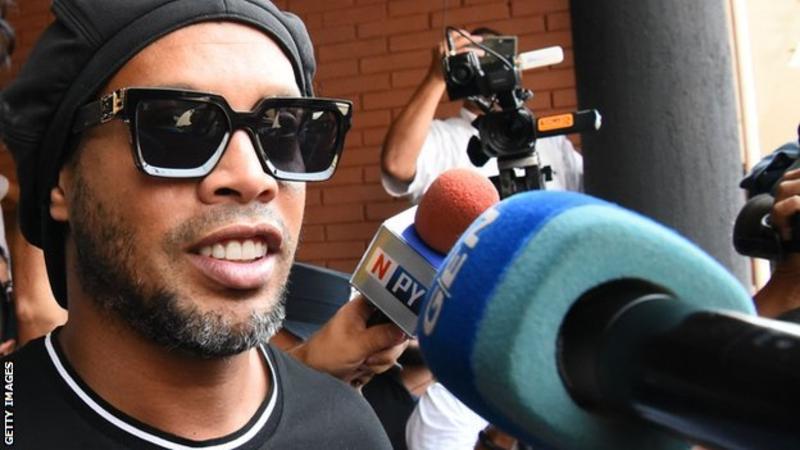 Ronaldinho: Former Brazil forward avoids charge for fake passport