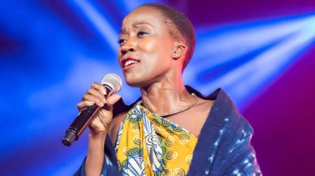 Mali Singer Rokia Traoré Back Home Despite Extradition Order 