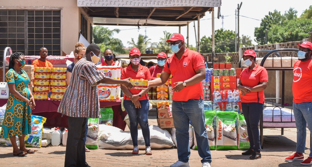 absa-bank-ghana-employees-support-great-mission-international-orphanage