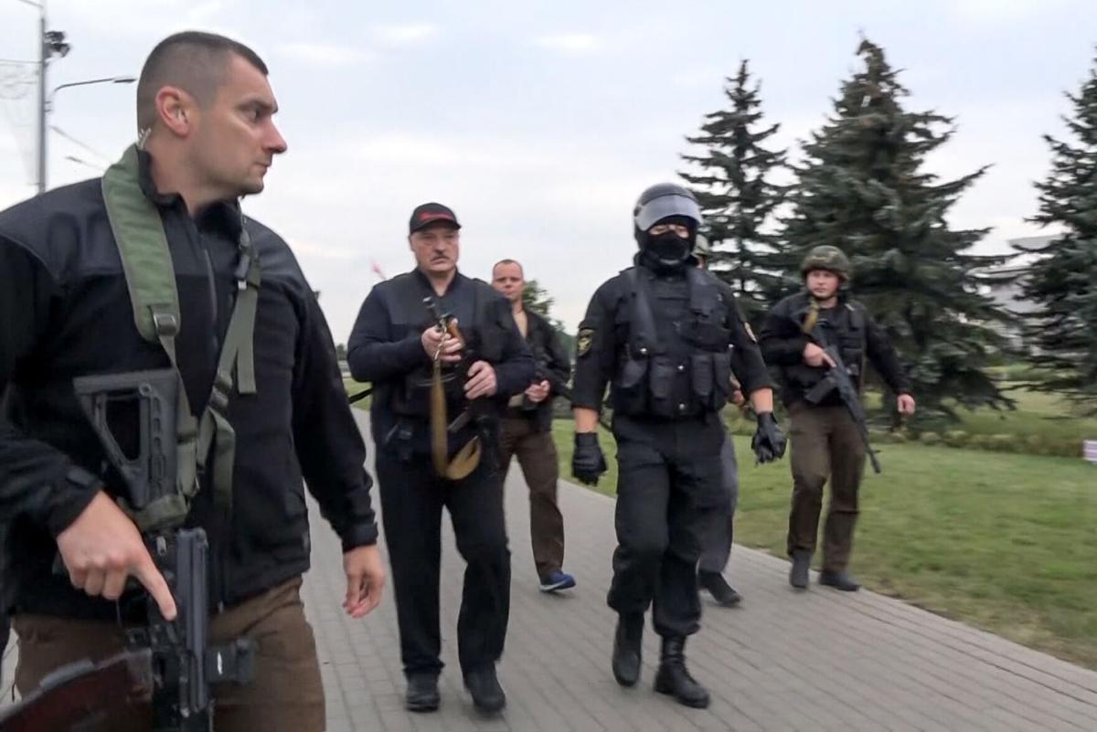 Belarus' Leader Helicopters Over Minsk With A Rifle As Protesters Below ...