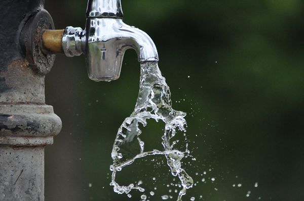 Minority calls on government to issue clear plan to address water crisis thumbnail
