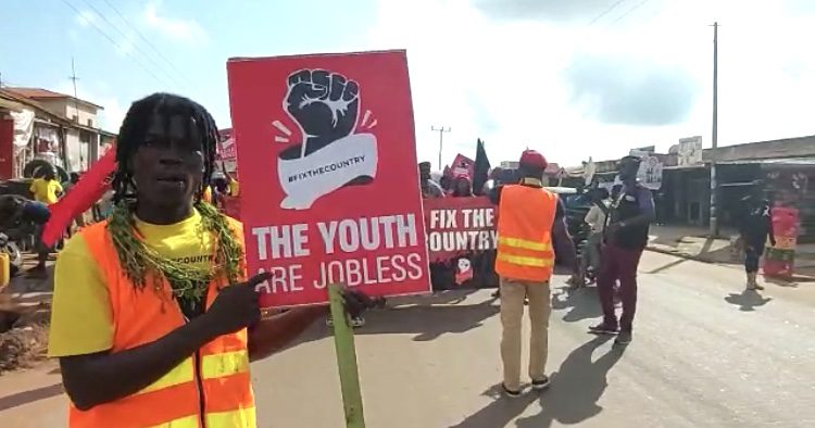 Irate Obuasi youth protest against Anglogold Ashanti and government