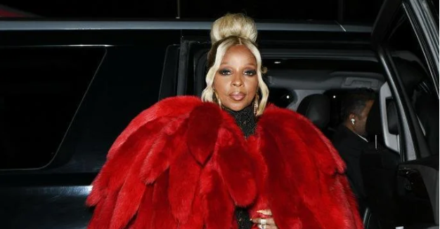 I Couldn't Pay My Rent': Mary J. Blige Reveals She Had to Go on Tour to Pay  Alimony Following Divorce