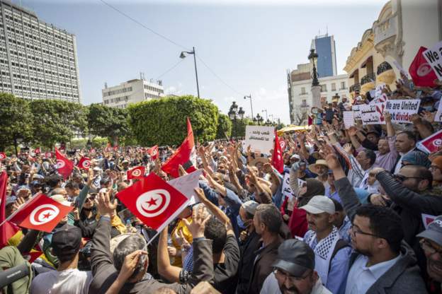 Thousands hold protests against Tunisia president over rising food ...