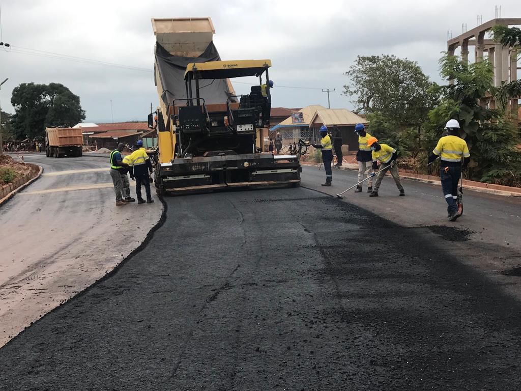 1.5km of Hwidiem-Kenyasi road asphalted as contractors accelerate works to complete project