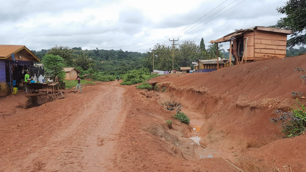 Year of Roads: Bomaa residents appeal to the President to fix their roads and save his image