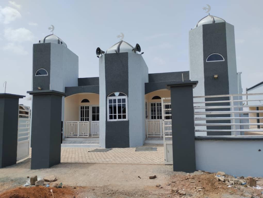 Abuya Group CEO constructs ultra-modern mosque, school and donate to aged at Nakpayili to Honour Late Parents