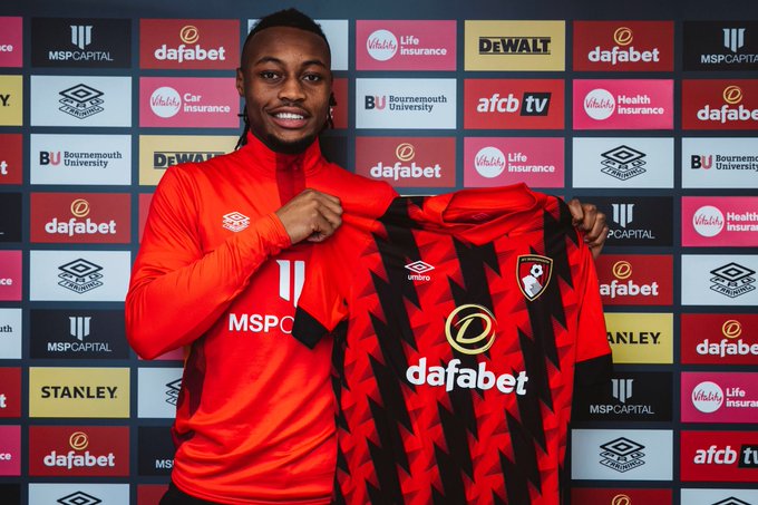 Antoine Semenyo signs for Bournemouth on four-and-half-year deal 