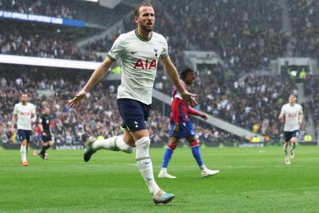 Harry Kane is Real Madrid's primary target to replace Benzema