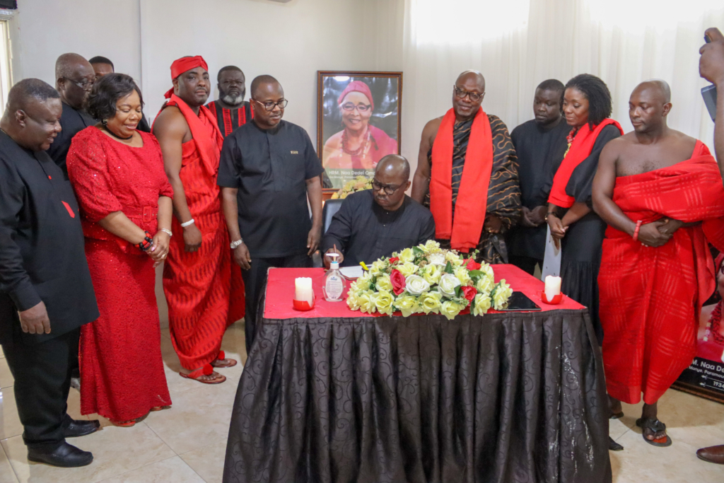 BoG Governor signs book of condolence in memory of late Ga Manye