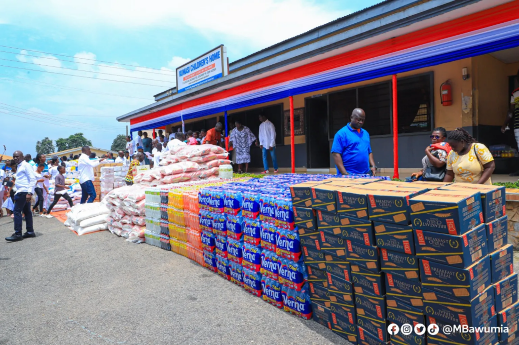 Bawumia donates to Kumasi Children’s Home to mark 60th birthday