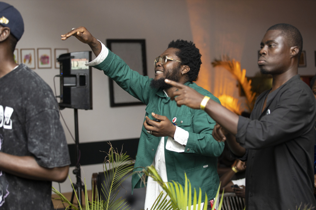 Pure Akan reignites hearts at concert with Senku Live