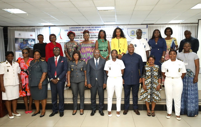 Mr Elvis Hene Ngwane (middle) together with Air Commodore David Akrong (4th from right) and Col Bell Bell Emmanuel (4th from left) in a group photo with some representatives of maritime security sector organisations in Cameroon at the launch of the Code.