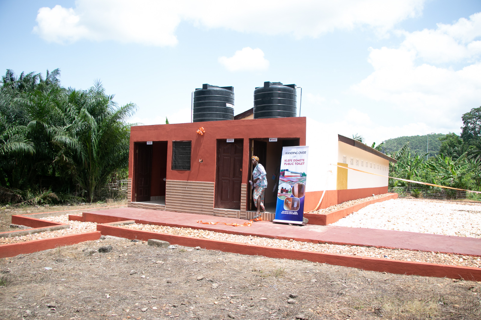 Philanthropists contribute to improved sanitation practices at Klefe ...