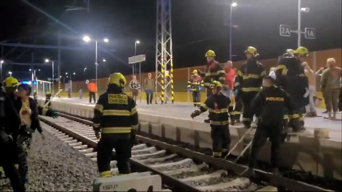 At least 4 dead, dozens injured as trains collide in Czech Republic ...