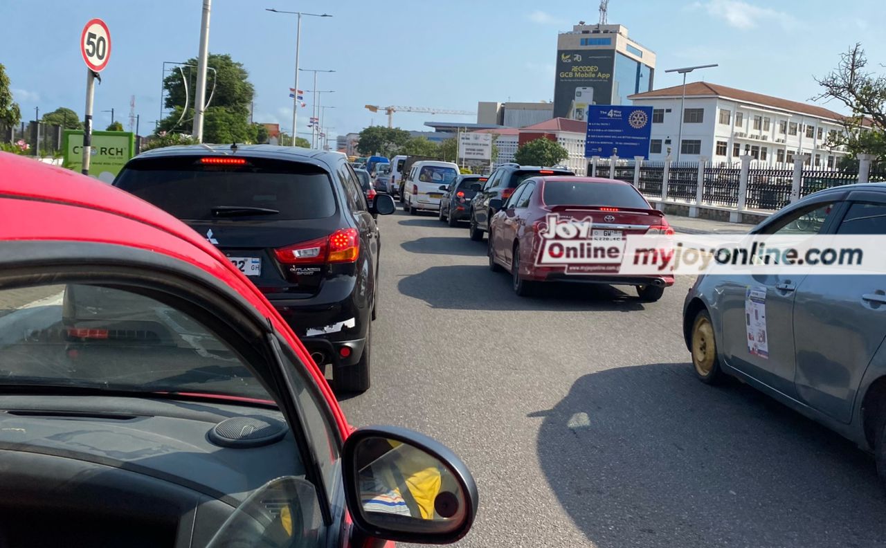 Dr. Mahamudu Bawumia's Commitment to Lower Public Transportation Costs Through Electric Vehicles