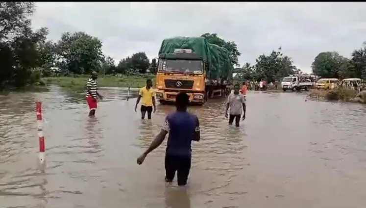 Portions of Atebubu-Kumasi Highway, as White Volta cuts-off communities